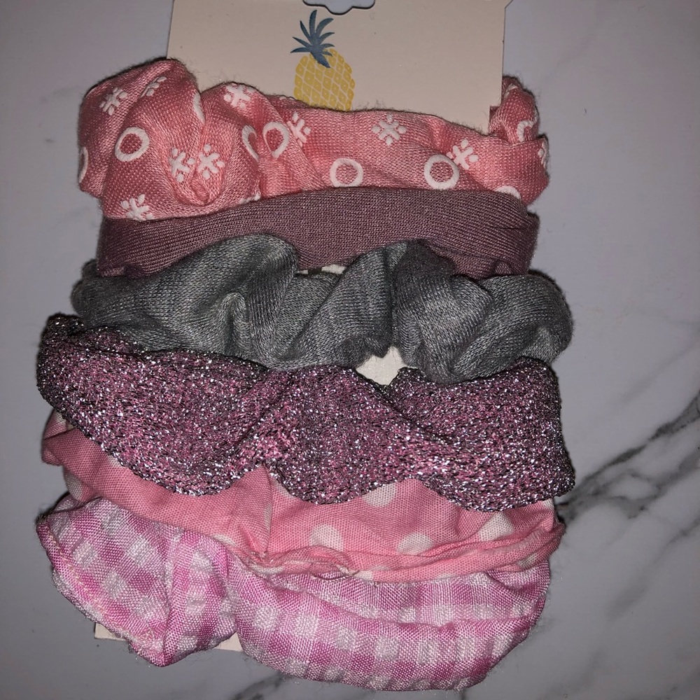 Scrunchie set 🛍